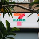 7-Eleven sign