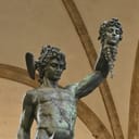 perseus holding the severed head of medusa statue