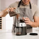grind (【동사】갈다, 빻다, 분쇄하다, 잘게 부수다 ) 뜻, 용법, 그리고 예문 | Engoo Words