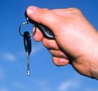 obtain (【動詞】取得する、達成する ) の意味・使い方・読み方｜Engoo Words