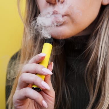 elfbar nachfüll pod läuft aus vaping (【Noun】the act of using an electronic cigarette ) Meaning, Usage,  and Readings
