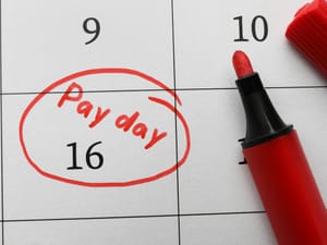 Americans Spend a Third of Paycheck in 12 Hours