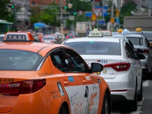 Economic Activity Example Sentances Foreigners Report Thousands of Seoul Taxi Overcharges | Engoo Daily News