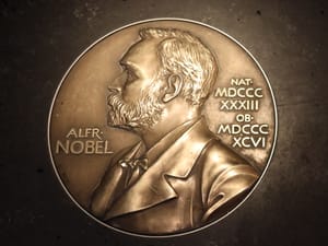 Study Reveals Secret to Winning a Nobel Prize | Engoo Daily News