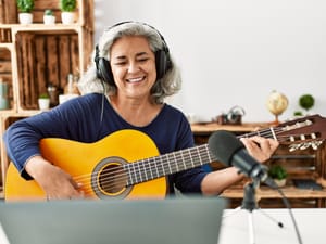 Creative Hobbies May Slow Brain Aging