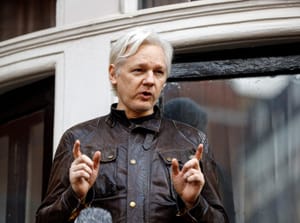 Julian Assange speaks to the media outside the Ecuadorian embassy in London, May 19, 2017. 