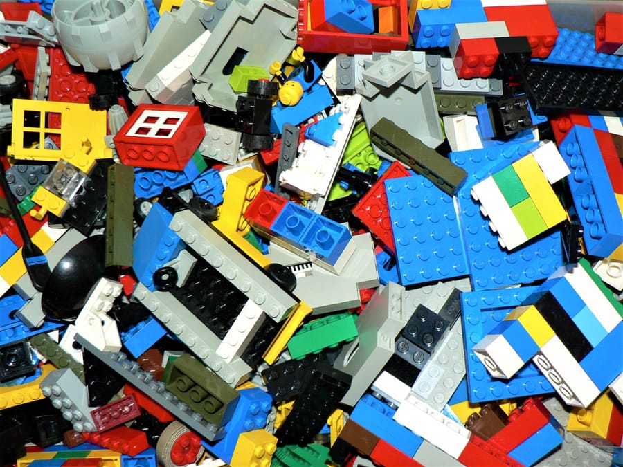 Lego shop 1300 pieces