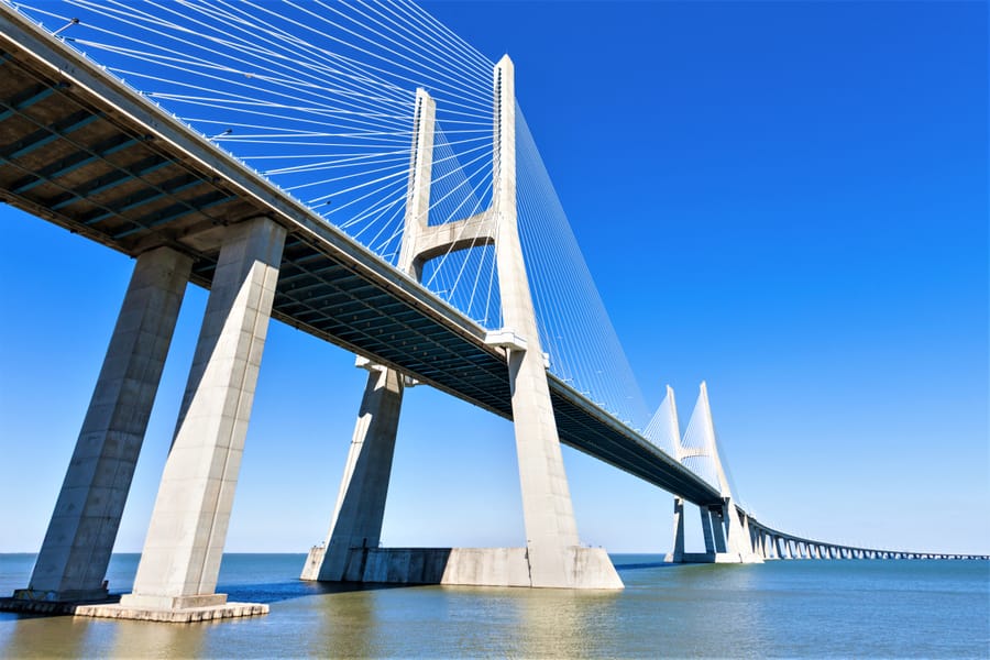 Build Bridges' with These Expressions | Engoo Tin tức hàng ngày