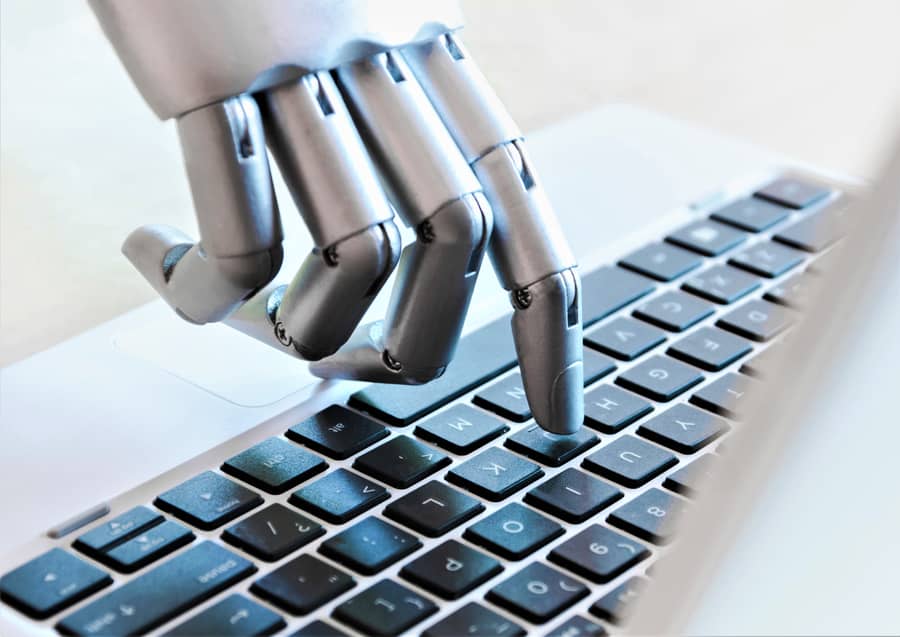 Three Things Robots Have Written That May Surprise You | Engoo Daily News