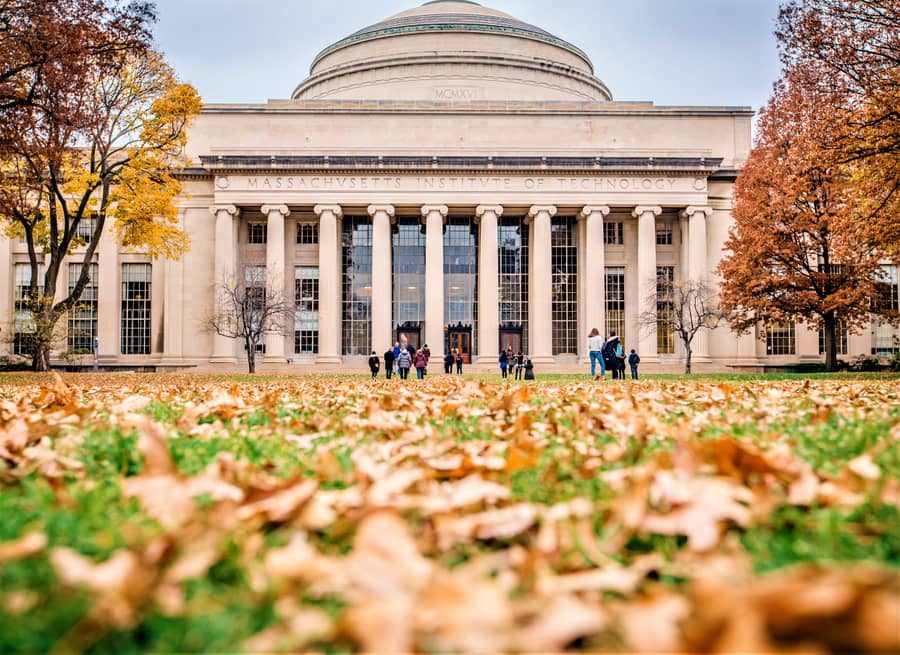 Universities of the World: Massachusetts Institute of Technology | Engoo Ежедневные Новости