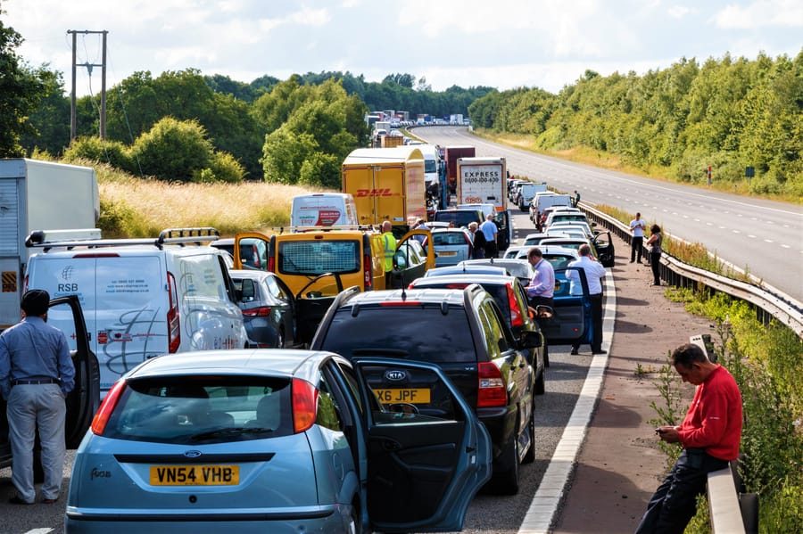 Uk To Ban New Gas And Diesel Cars By 30 Dmm英会話 デイリーニュース