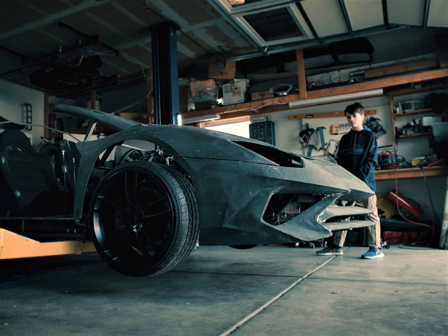 Lamborghini Surprises Family Building Copy With a Real Car | Engoo