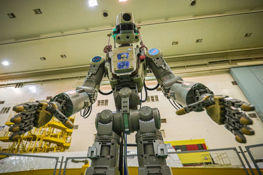 Station robot sales