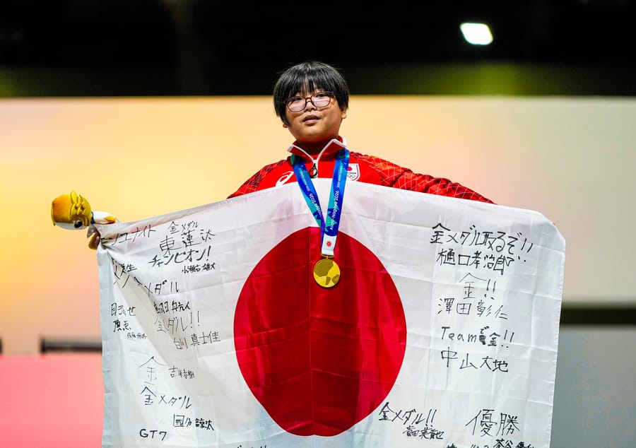 Japanese 11-Year-Old Wins Esports Gold Medal | Engoo Tin tức hàng ngày