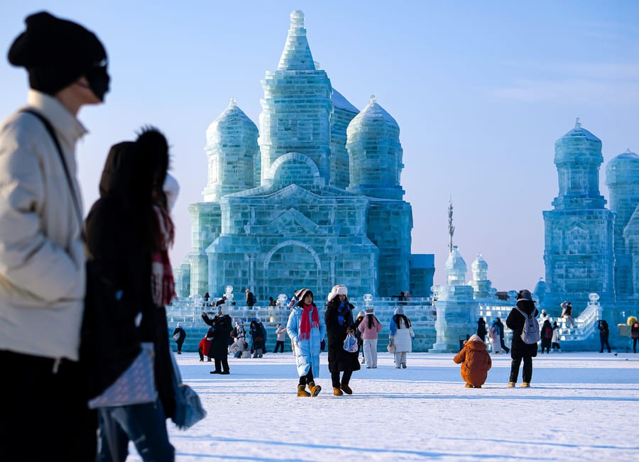 World's Largest Ice and Snow Festival Opens in China | Engoo Daily News