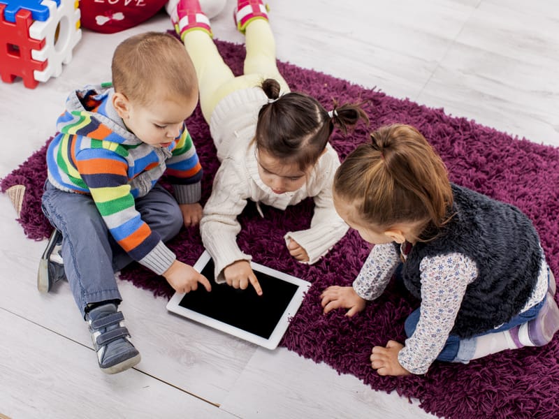 Can A Computer Teach Children to Read and Write? Engoo Daily News