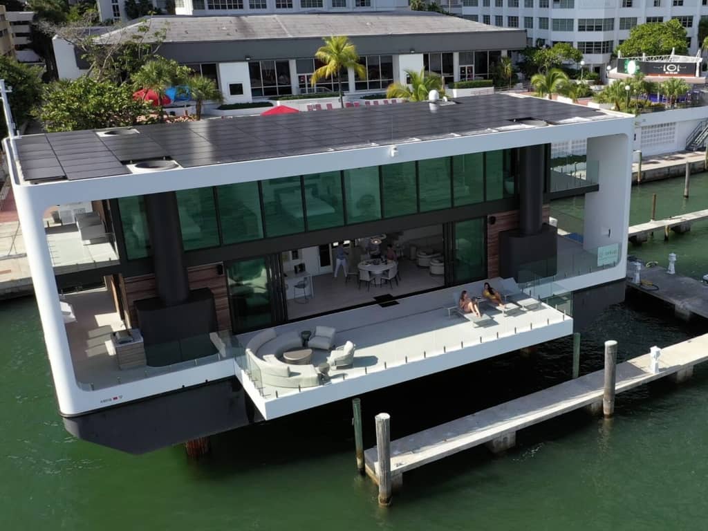 Dutch Company Creates Yacht House With Legs Engoo Global Daily News