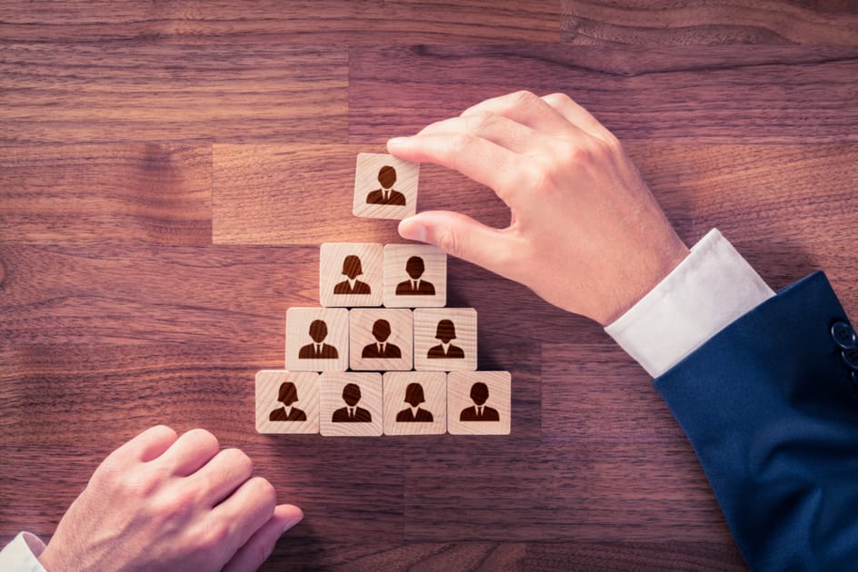 Study: Boss Paid 271 Times More than Average Worker | Engoo Daily News