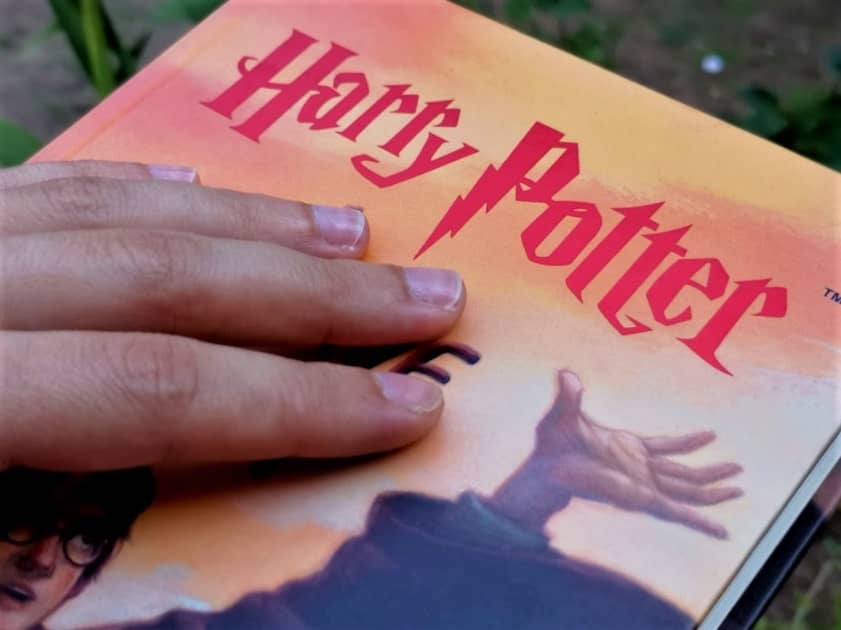 Celebrities Read First Harry Potter Book In Free Videos Engoo 每日新聞 4449