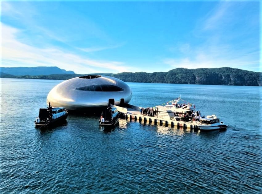 Dine from the Water at Norway's Floating Restaurant ข่าวประจำวัน Engoo