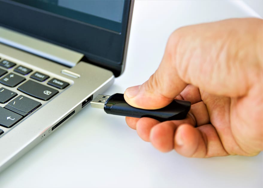 Japanese Man Loses USBs with City Residents' Data | Engoo Daily News