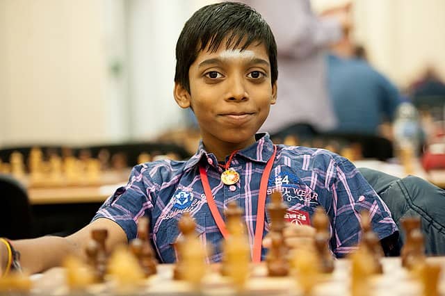 Teen Chess Prodigy Who Fled Iran Beats World Champion In Online Tournament  - I24NEWS