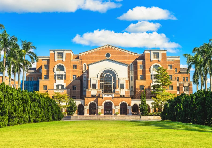 Fake Student Project Fake Student Gets Prison for Tricking Parents out of Money | Engoo ...