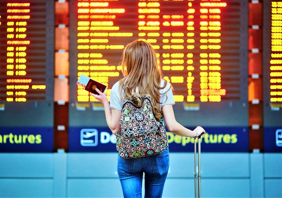 Survey Finds Americans' Top Air Travel Pet Peeves Engoo Daily News