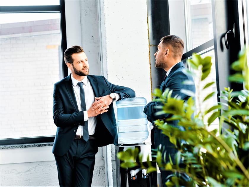 Study: Small Talk at Work Can Be a Good Thing | Engoo 每日新闻