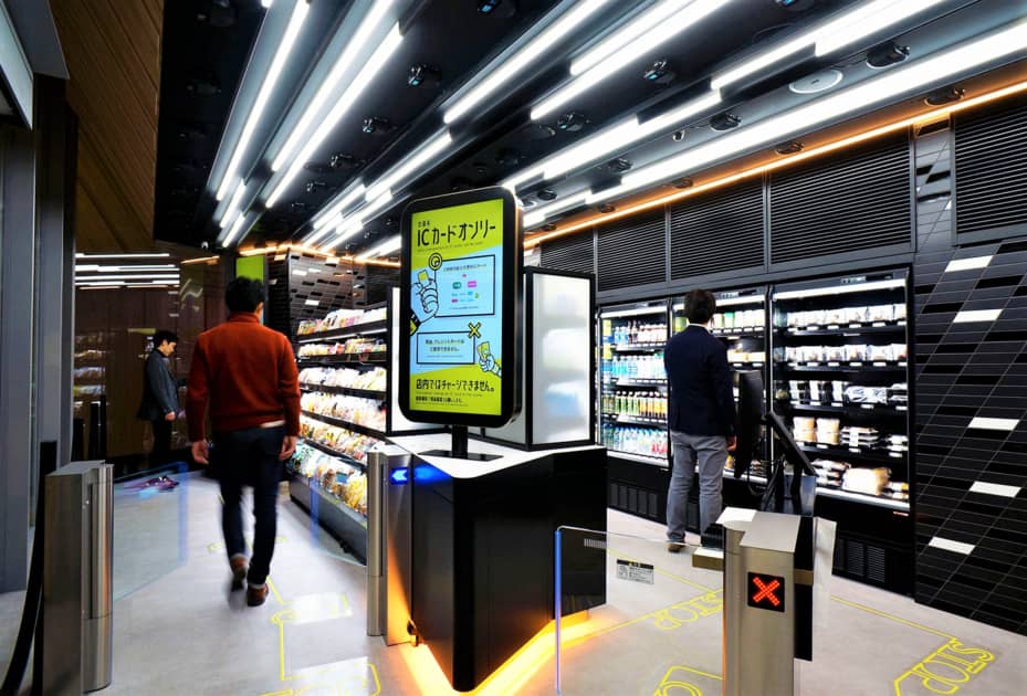 Japan Railways to Open 100 Cashier-Free Stores | Engoo Daily News