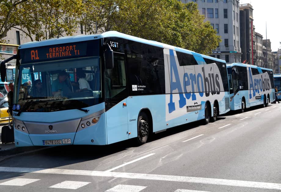 Taking an Airport Bus DMM英会話