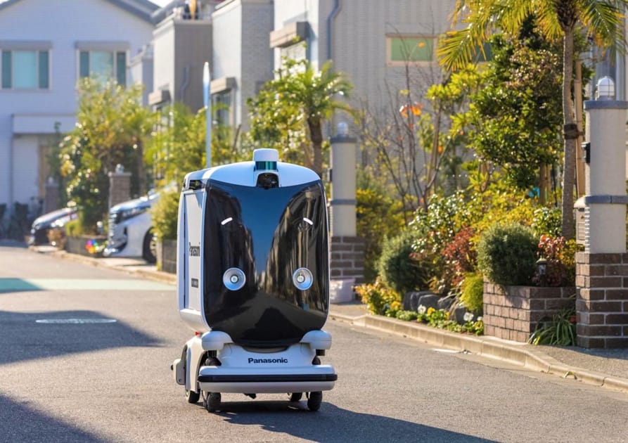 Panasonic Tests Self-Driving Delivery Robot | Engoo