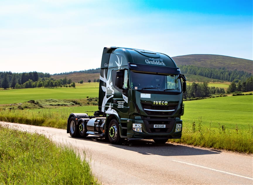 Distilers Lorry Whisky Waste Powers Scottish Distillery Trucks | Engoo