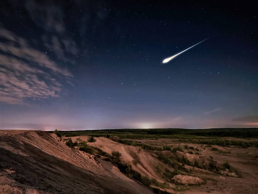 Meteorites Hit Maine, Museum Offers $25,000 Reward | Engoo Daily News