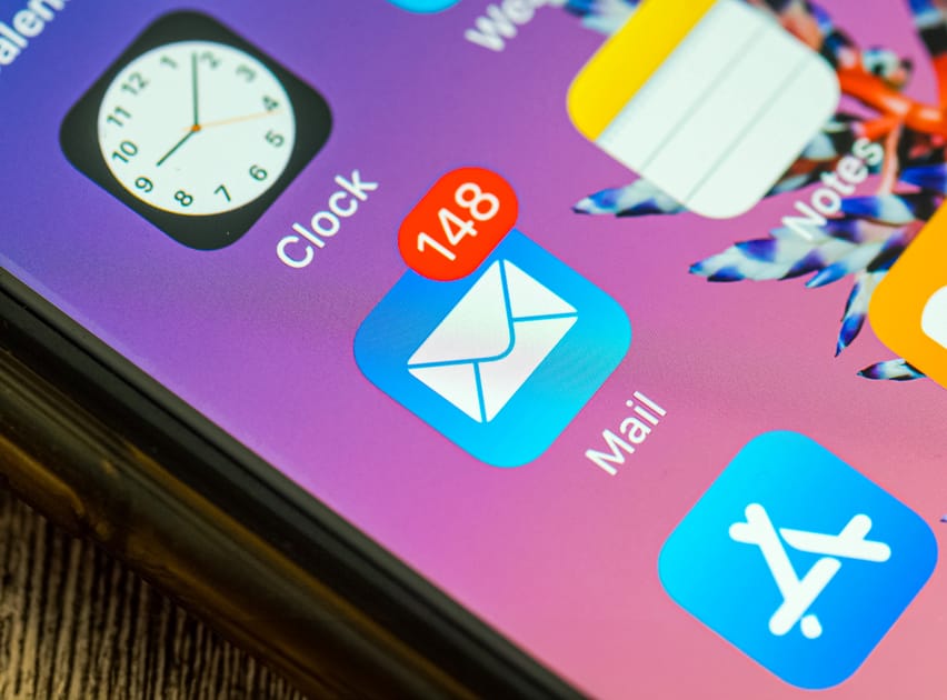 Delete Emails to Save Water, UK Says — But Does It Work? | Engoo Daily News