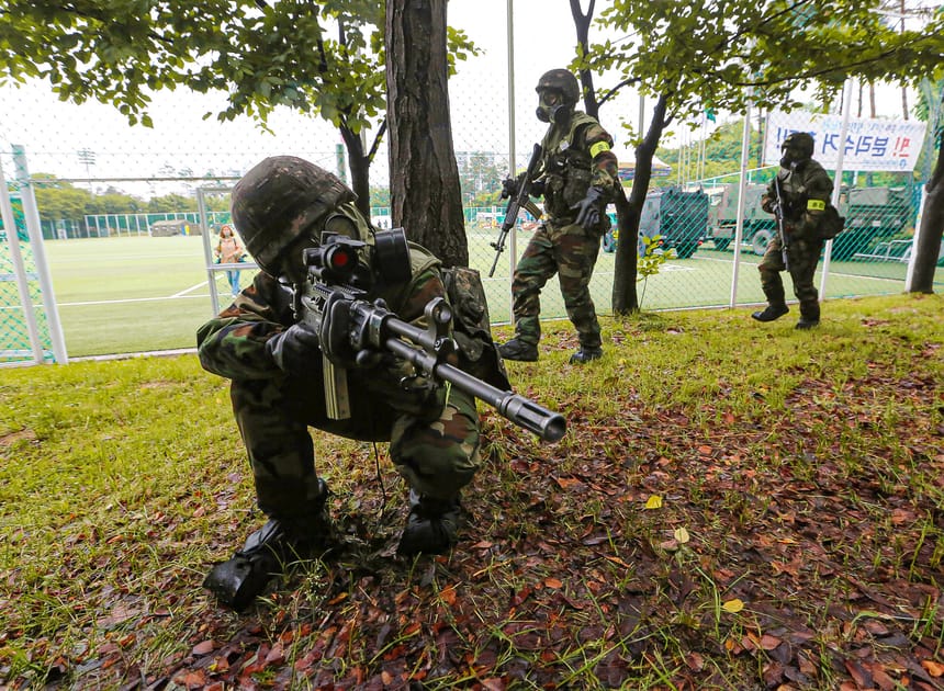 S. Korean Man Sentenced for Overeating to Avoid Army | Engoo 每日新闻