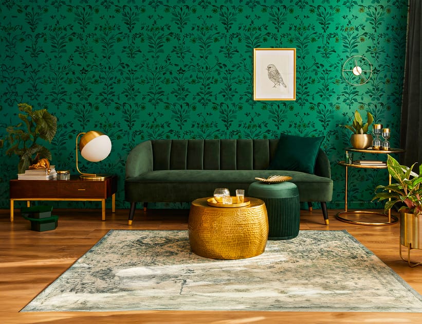 Patterns and Poison: The Secret Life of Wallpaper | Engoo Daily News