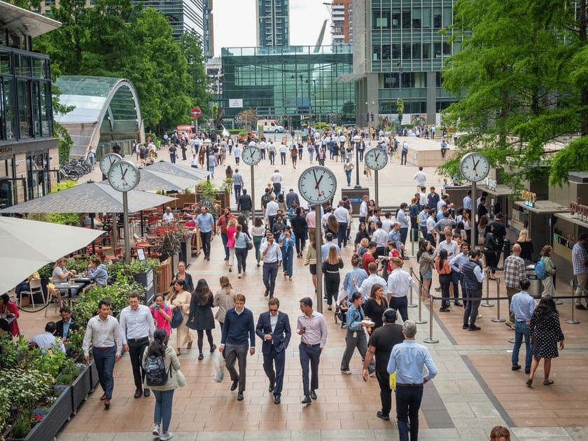 UK Workers May Get More Rights to Four-Day Week | Engoo Daily News