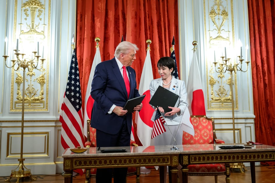 ビジネス・経済 TranslatingAmericanManagement into Japan JAPANESE NEWSPAPER WARNS CITIZENS TO PREPARE FOR HYPERINFLATION A