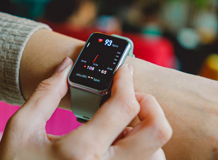 Smartwatch Addict Stressed? Don't Believe Your Smartwatch, Says Study | ข่าวประจำวัน Engoo