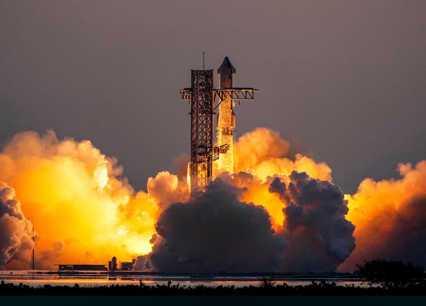 SpaceX Catches Rocket Booster at Launchpad Engoo Daily News