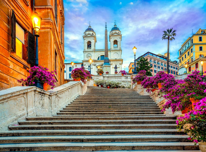 80-Year-Old Drives Car Down Spanish Steps in Rome | Engoo Daily News